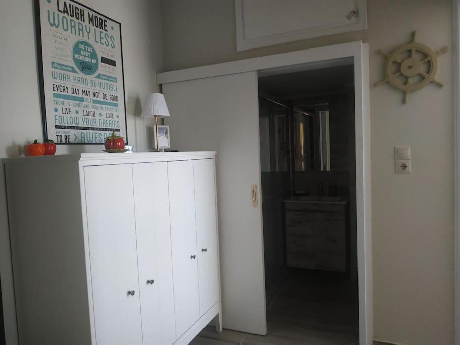 Athens View Apartment Near Metro Station Agia Marina Экстерьер фото