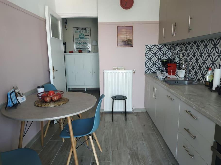 Athens View Apartment Near Metro Station Agia Marina Экстерьер фото